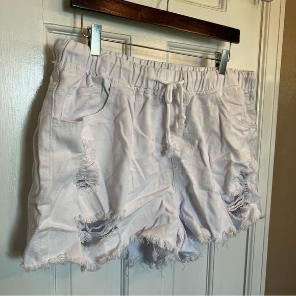 SHEIN EZwear Plus Drawstring Waist Ripped Raw Cut Denim Shorts - Picture 5 of 8